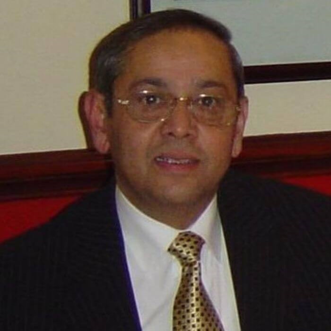 Headshot of Mashood Siddiqi
