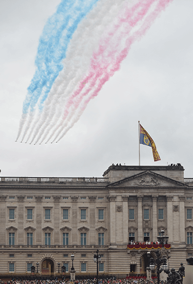 Red Arrows flying over Buckingham Palace