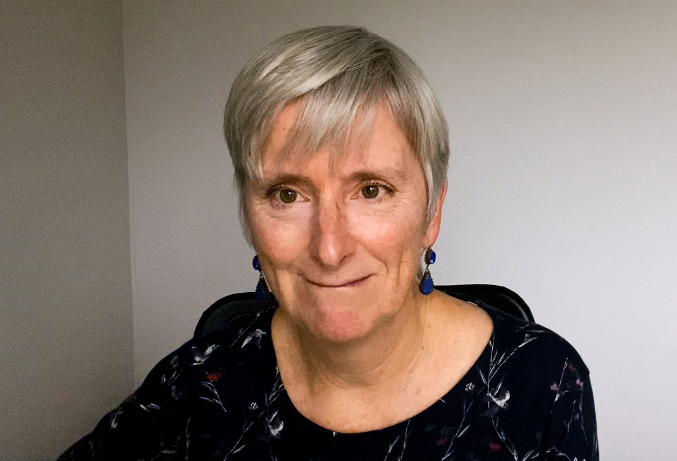 ROS volunteer Bec, who has osteoporosis
